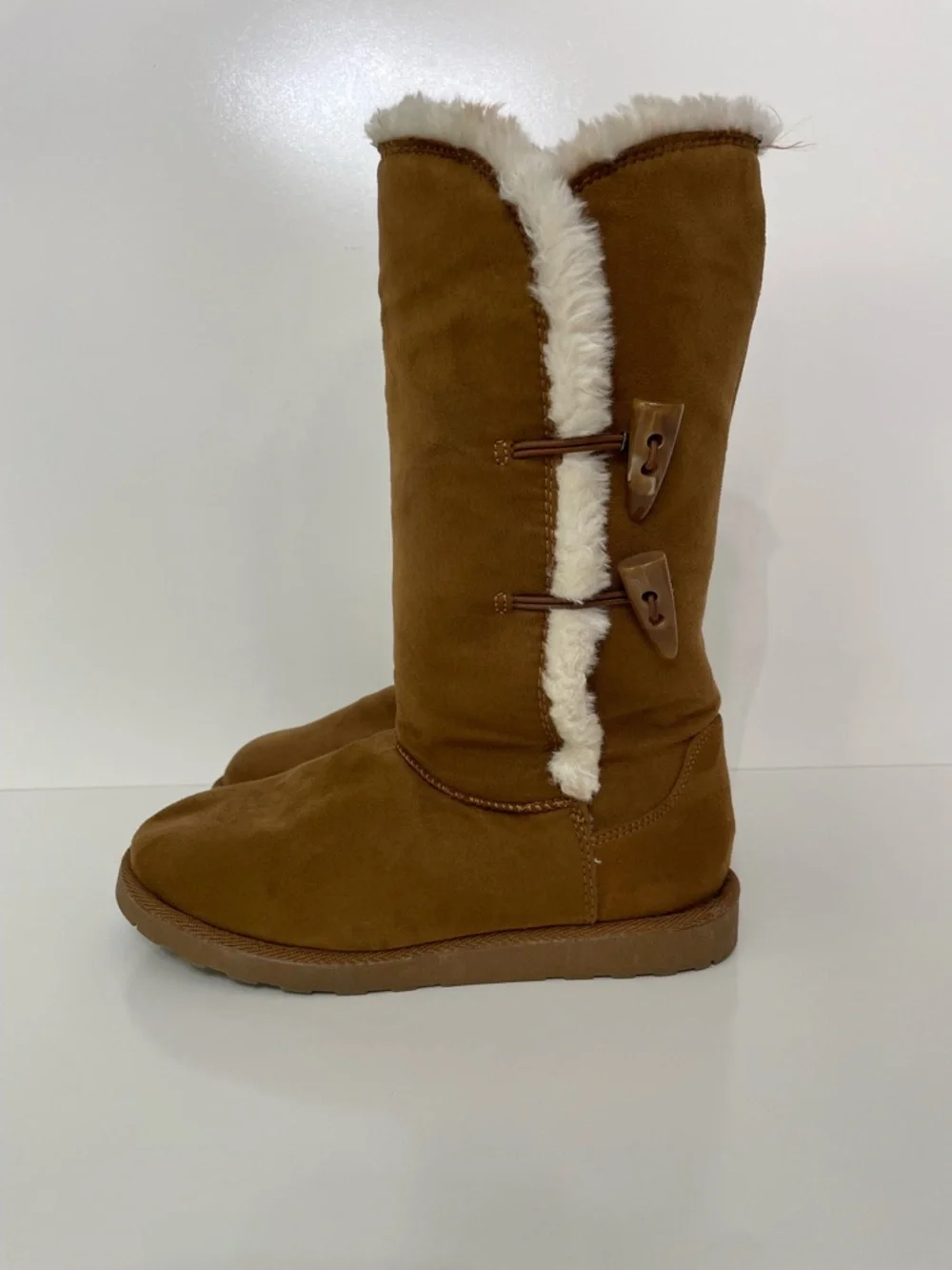 Gander Mountain Brown Furry Winter Suede-like Boots, Women's size 7